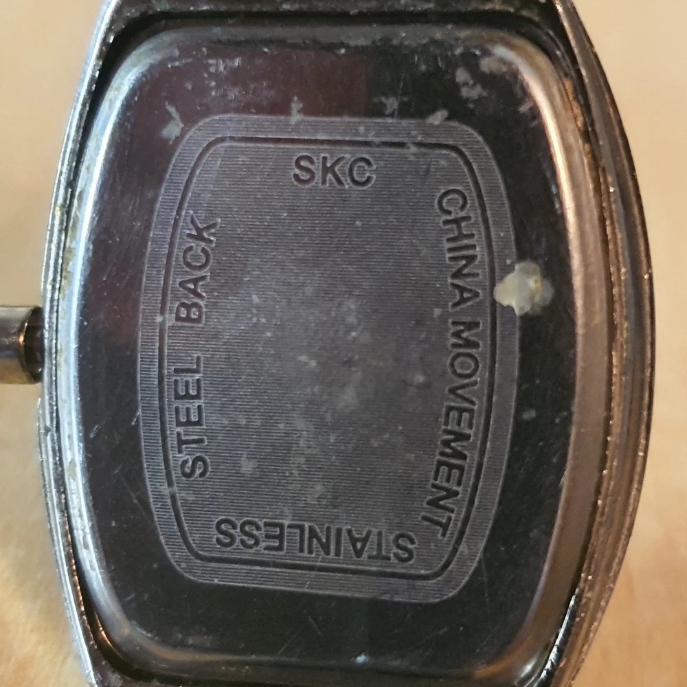 10/$20 SKC Silver/Black Leather Men's Tank Watch